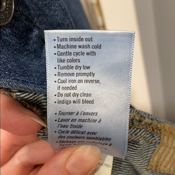 Paige Distressed Classic Jean Jacket EUC - Picture 13 of 15